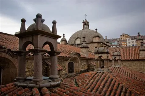  Das La Paz Cathedral: Ein architektonisches Juwel mit historischer Seele!