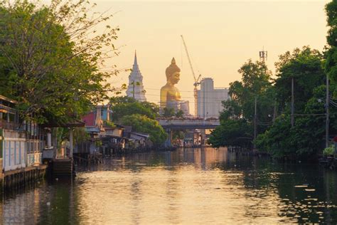 Der Tiande-Tempel: Ein spiritueller Oase inmitten geschäftiger Stadt!