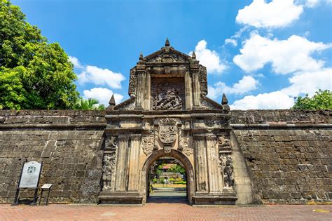 Das Fort Santiago: Ein historischer Schatz mit traumhaftem Blick auf die Bucht von Manila!