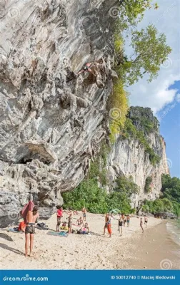 Der Railay Strand – Ein Paradies für Kletterer und Sonnenanbeter!